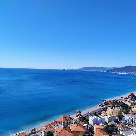 Villa Ischia Attico Sul Mare A Verezzi ボルジョ・ヴェレッツィ エクステリア 写真