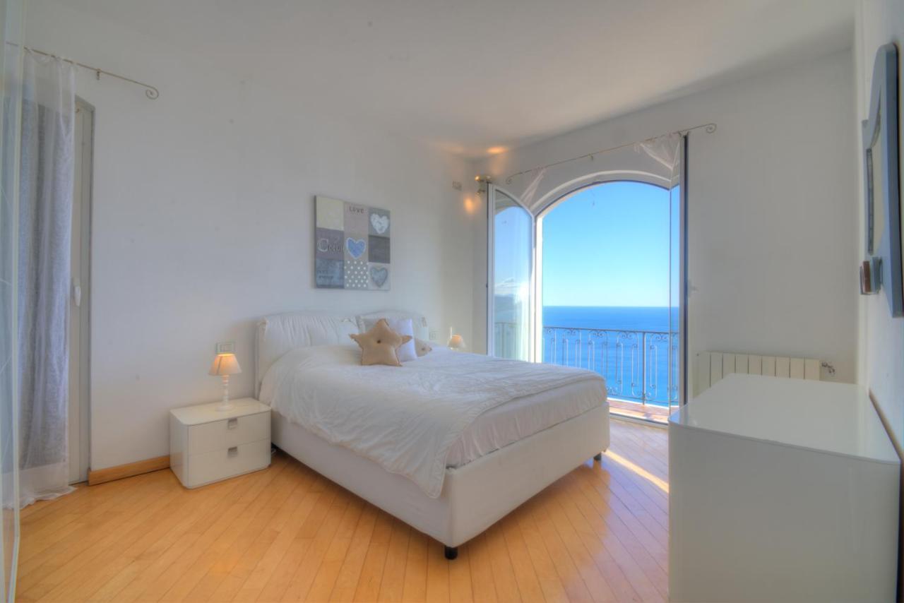 Villa Ischia Attico Sul Mare A Verezzi ボルジョ・ヴェレッツィ エクステリア 写真