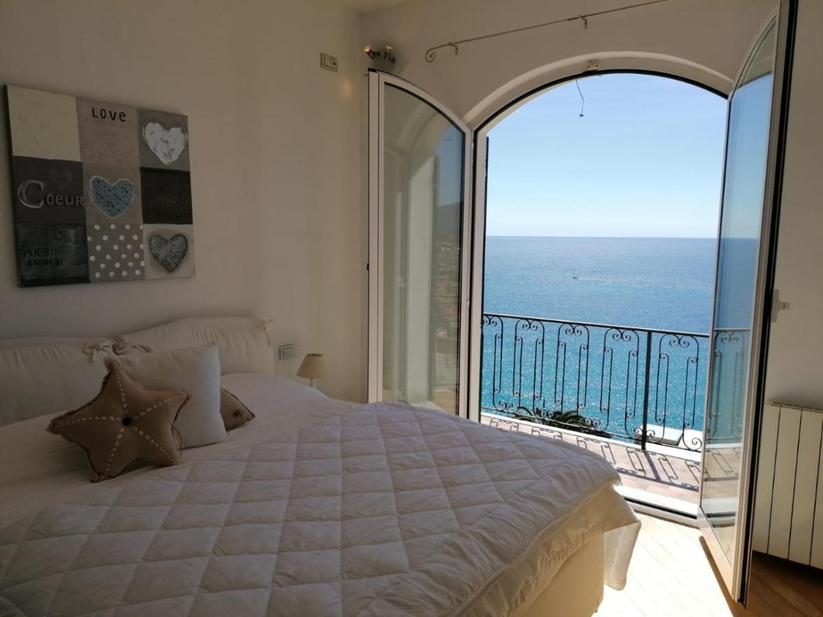 Villa Ischia Attico Sul Mare A Verezzi ボルジョ・ヴェレッツィ エクステリア 写真