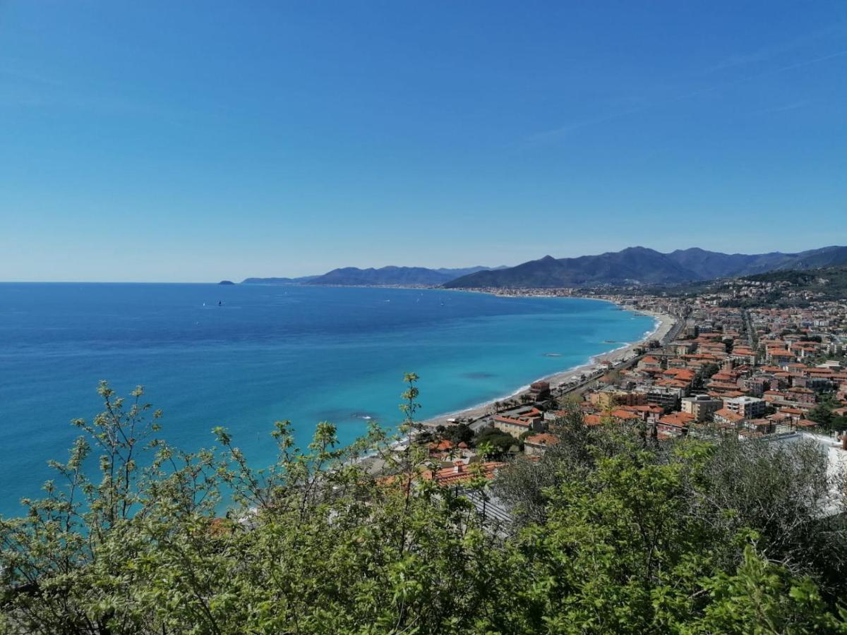 Villa Ischia Attico Sul Mare A Verezzi ボルジョ・ヴェレッツィ エクステリア 写真
